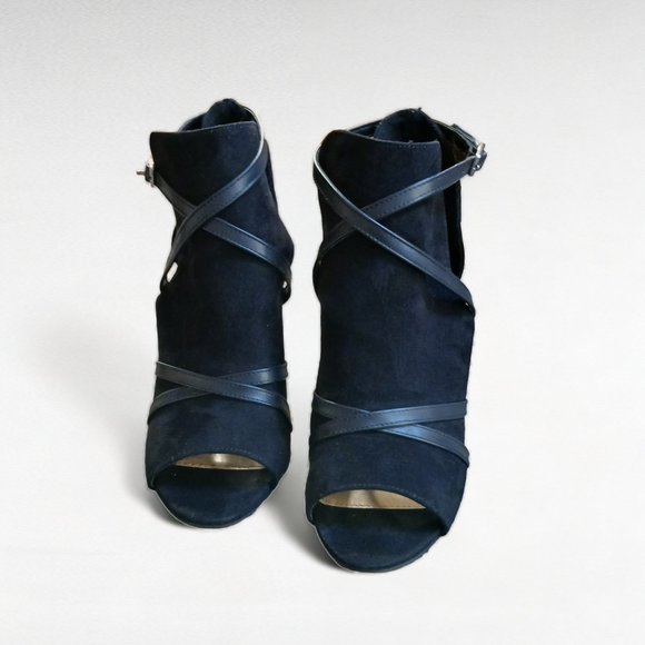 Christian Sariano Black Faux Suede Imma Shootie Bootie Size 9.5 - Picture 3 of 13